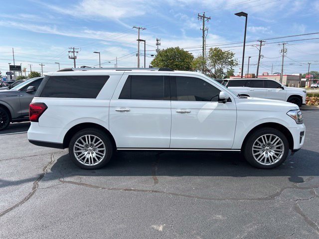 Used 2023 Ford Expedition Max Limited AWD/4WD image 5