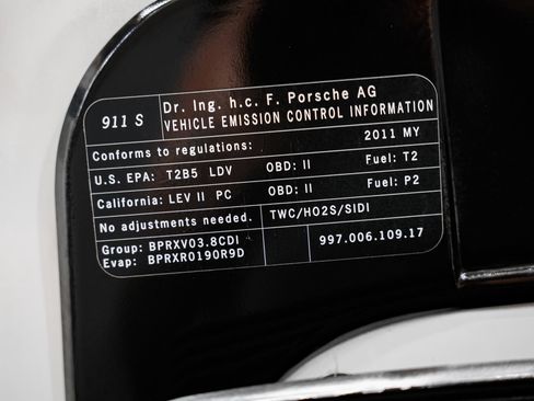 Used 2011 Porsche 911 Carrera GTS RWD image 43