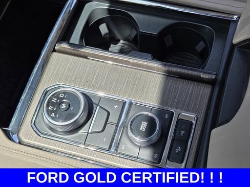 Used 2024 Ford Expedition Limited AWD/4WD image 28