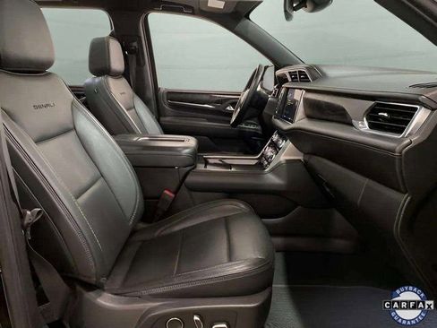 Used 2023 GMC Yukon XL Denali image 21