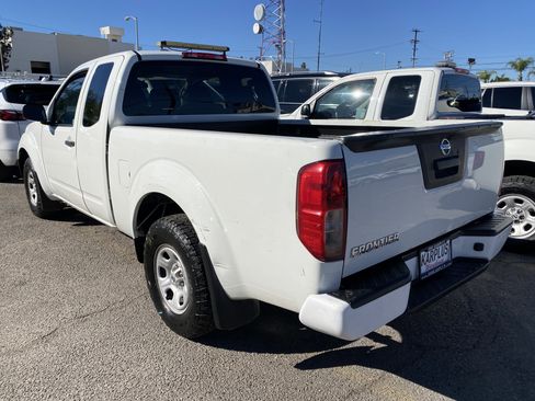 Used 2019 Nissan Frontier S image 11