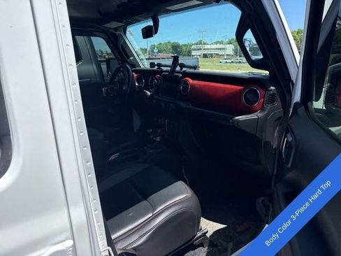 Used 2020 Jeep Gladiator Rubicon AWD/4WD image 9