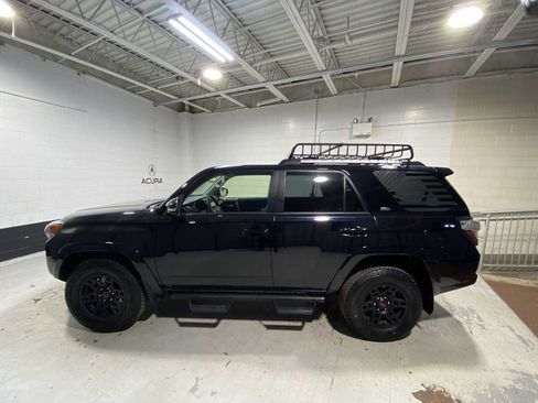 Used 2023 Toyota 4Runner SR5 Premium w/ Moonroof Package AWD/4WD image 3