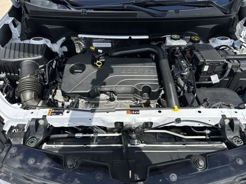 Certified 2023 Chevrolet Equinox Premier AWD/4WD image 32