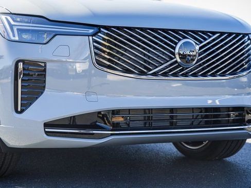 New 2026 Volvo XC90 B6 Ultra image 14