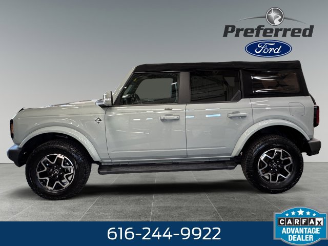 Used 2022 Ford Bronco Outer Banks AWD/4WD image 9