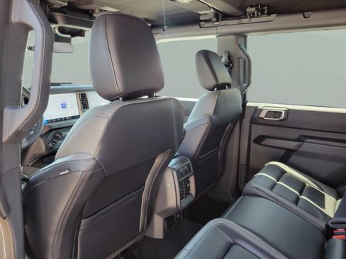New 2026 Ford Bronco Outer Banks AWD/4WD image 14