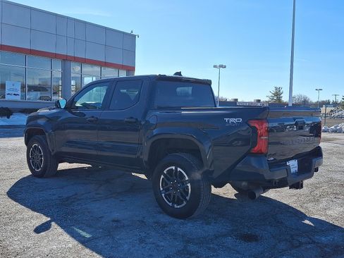 Certified 2025 Toyota Tacoma TRD Sport image 5