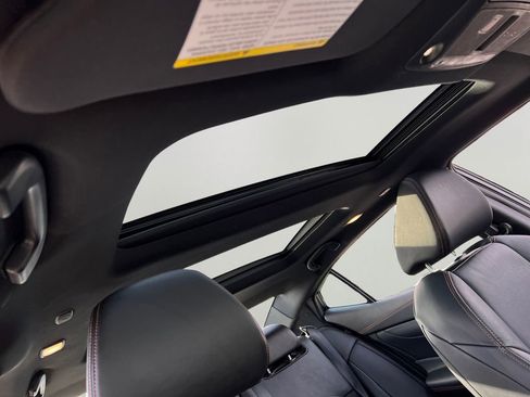 Used 2023 Nissan Maxima SR w/ Sport Mat Group image 6