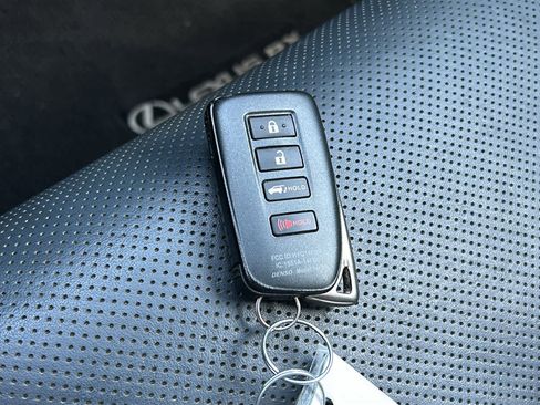 Used 2018 Lexus RX 350 AWD w/ Premium Package image 29