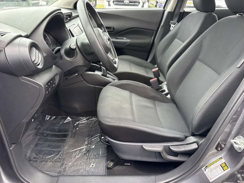 Used 2023 Nissan Kicks S FWD image 29