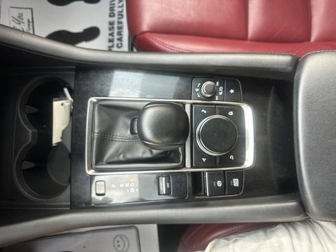 Used 2023 MAZDA MAZDA3 s FWD image 26