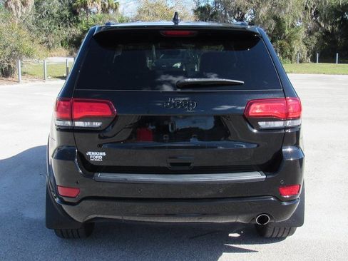 Used 2020 Jeep Grand Cherokee Altitude image 4