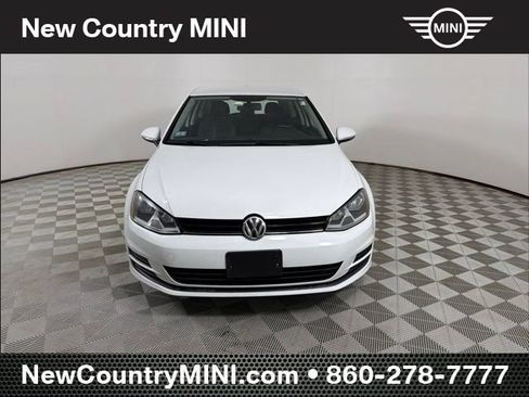 Used 2015 Volkswagen Golf S FWD image 2