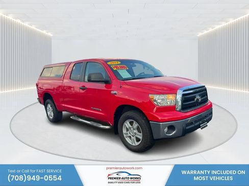 Used 2012 Toyota Tundra 4x4 Double Cab w/ Tow Pkg image 3