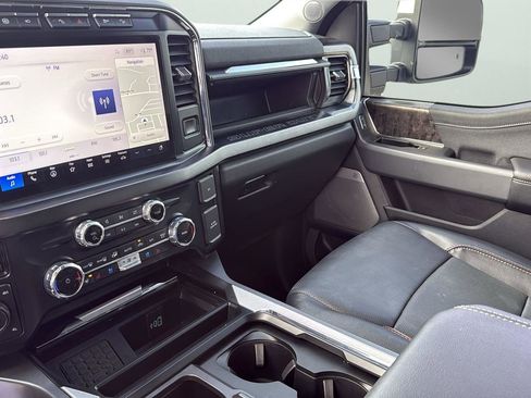 Used 2023 Ford F250 Lariat w/ Lariat Ultimate Package image 20