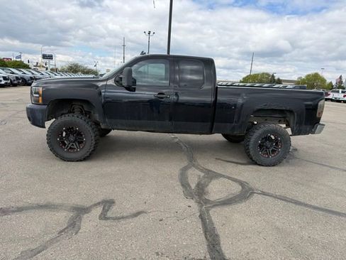 Used 2007 Chevrolet Silverado 1500 LT w/ Max Trailering Pack AWD/4WD image 7