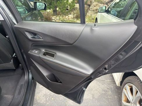 Used 2019 Chevrolet Equinox Premier image 32