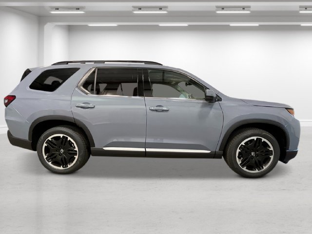 New 2026 Honda Pilot Touring image 2