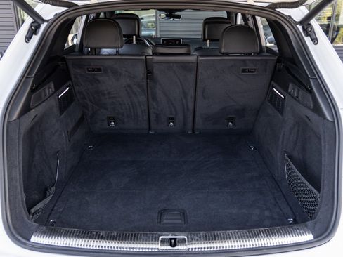 Used 2020 Audi SQ5 Premium Plus image 36