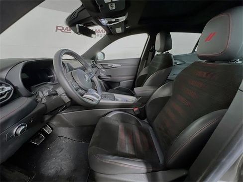 Used 2024 Dodge Hornet GT Plus w/ Track Pack image 9