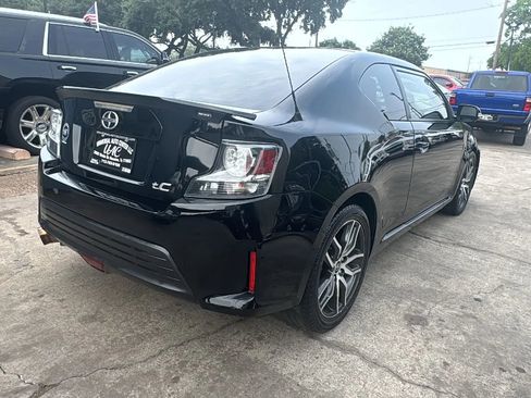 Used 2015 Scion tC FWD image 7