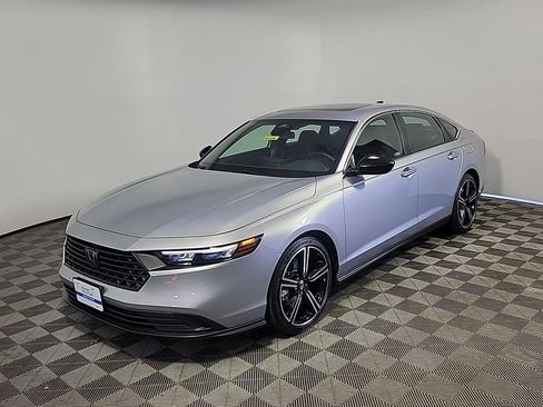 Certified 2025 Honda Accord Sport image 12