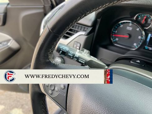 Used 2019 Chevrolet Tahoe LT AWD/4WD image 32