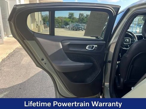 Certified 2023 Volvo C40 P8 Recharge Plus AWD/4WD image 21