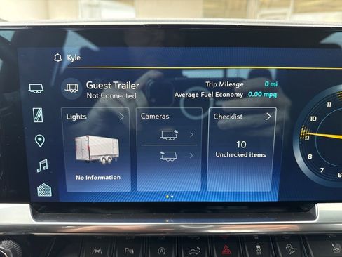 Used 2022 Chevrolet Silverado 1500 LT Trail Boss w/ LT Trail Boss Premium Package image 11