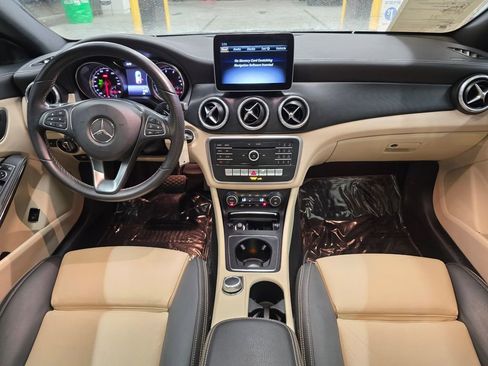 Used 2019 Mercedes-Benz CLA 250 4MATIC image 32
