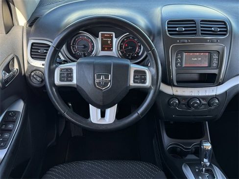 Used 2018 Dodge Journey SXT w/ Premium Group image 12