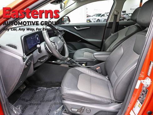 Used 2023 Kia Niro Wind w/ Wind Preserve Package FWD image 14