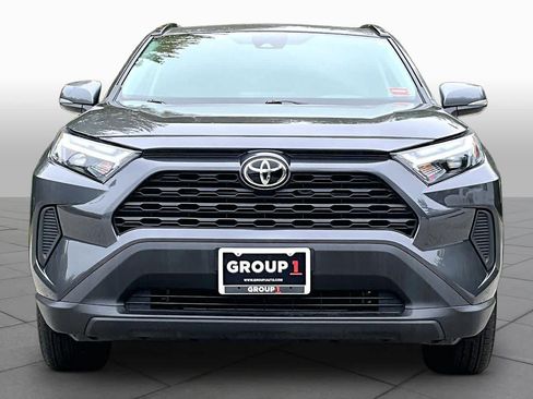 Used 2025 Toyota RAV4 XLE w/ Convenience Package AWD/4WD image 4