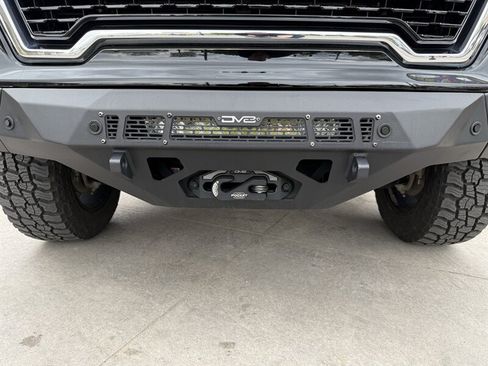 Used 2019 GMC Sierra 1500 Denali w/ Technology Package AWD/4WD image 12