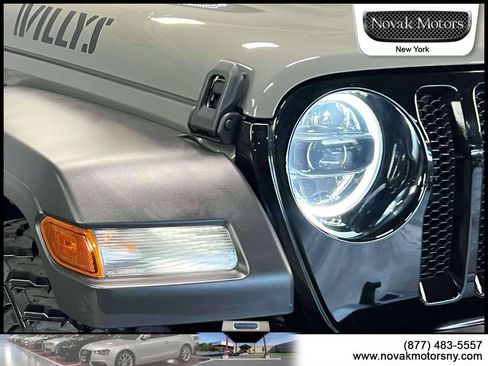 Used 2023 Jeep Wrangler Unlimited Sport AWD/4WD image 10