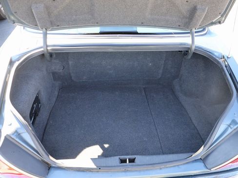 Used 2001 Jaguar XJ image 16