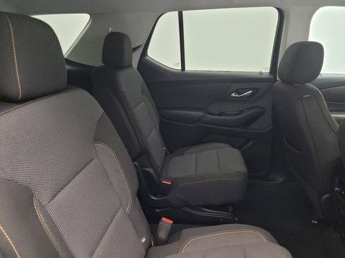 Used 2021 Chevrolet Traverse LT w/ LPO, Cargo Package AWD/4WD image 19