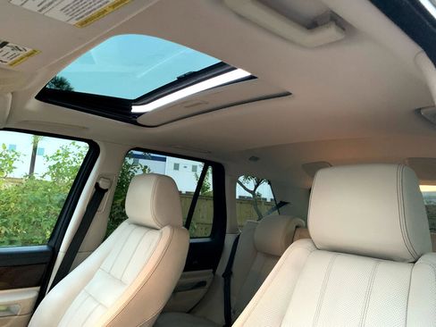 Used 2011 Land Rover Range Rover Sport HSE LUX image 39