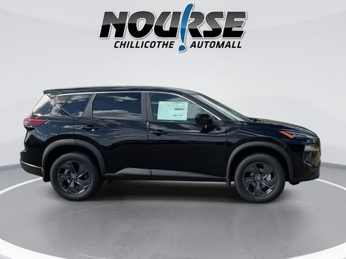 New 2026 Nissan Rogue SV AWD/4WD image 9