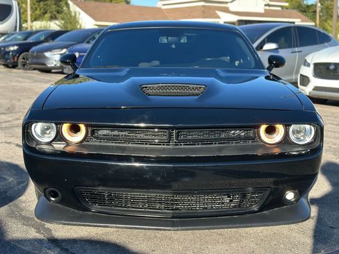 Used 2022 Dodge Challenger R/T w/ Blacktop Package image 2