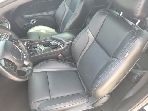 Used 2020 Dodge Challenger SXT w/ Plus Package RWD image 17