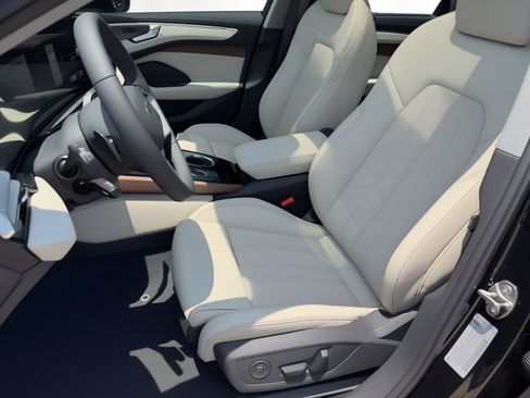 New 2026 Audi A6 Premium Plus AWD/4WD image 5