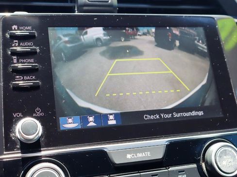 Used 2019 Honda Civic Sport image 16