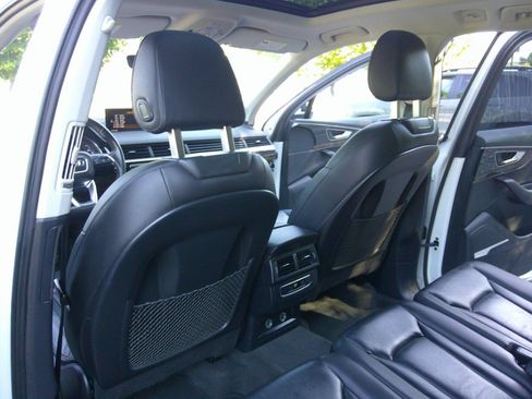 Used 2018 Audi Q7 3.0T Premium Plus w/ Premium Plus Package AWD/4WD image 57