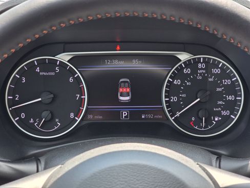 Used 2025 Nissan Sentra SR w/ SR Premium Package FWD image 26