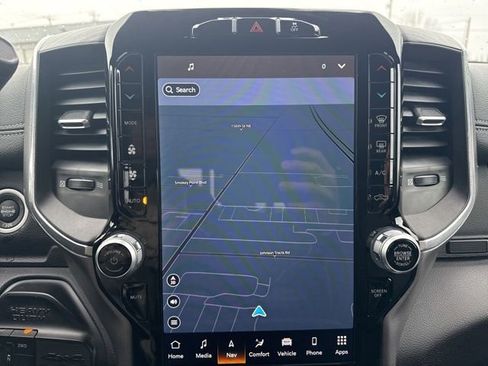 Used 2024 RAM 3500 Laramie w/ Night Edition image 33