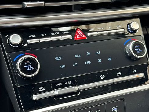 New 2026 Hyundai Santa Fe SE FWD image 17