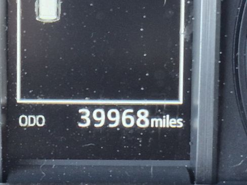 Used 2022 Toyota 4Runner TRD Off-Road Premium w/ Moonroof Package AWD/4WD image 28