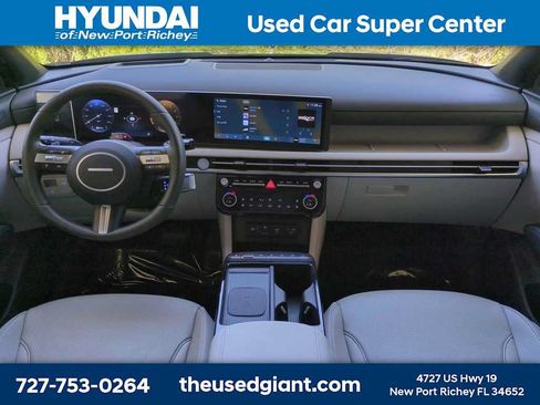 Used 2025 Hyundai Tucson Limited AWD/4WD image 17